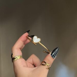 N 11 اسورة  جولد بليتد